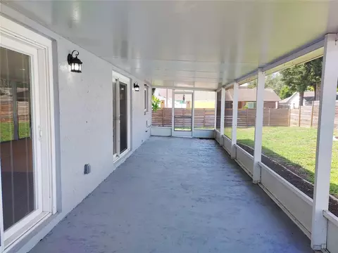 702 Hyssop Pl, Brandon, FL 33510 photo 7