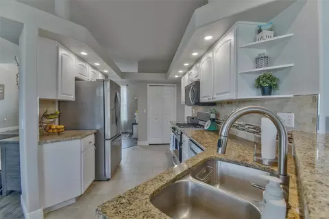 8706 Linebrook Dr, Trinity, FL 34655 photo 13