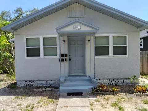 2657 Bayside Dr S, Saint Petersburg, FL 33705