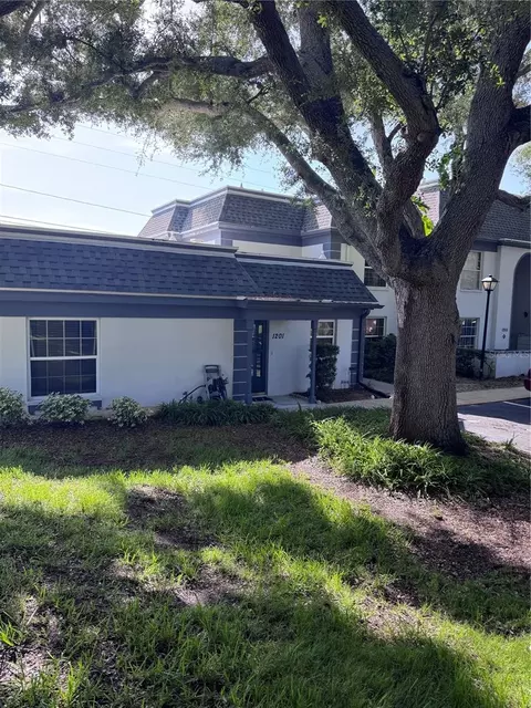 1201 N Mcmullen Booth Rd, Clearwater, FL 33759