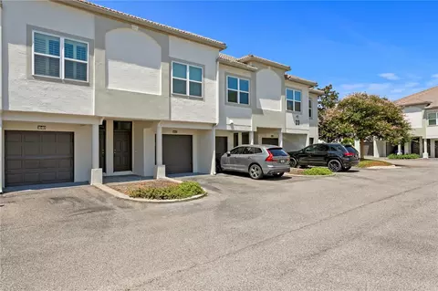 1040 Normandy Trace Rd, Tampa, FL 33602