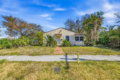 403 Columbia Dr, Tampa, FL 33606