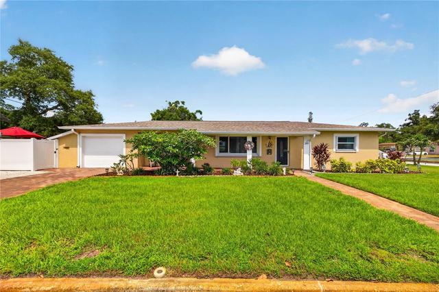 249 54th St N, Saint Petersburg, FL 33710