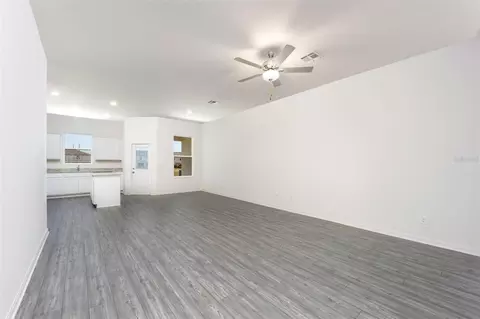Living - 654 Poppy Ln, Dundee, FL 33838 photo 1 of 2