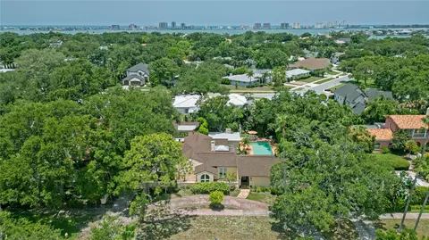 1330 Indian Rocks Rd, Clearwater, FL 33756