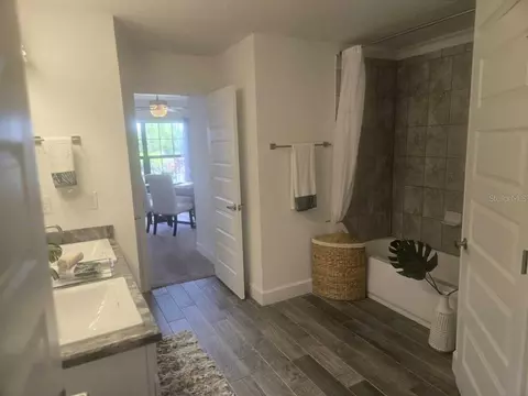 Bath - 16215 59th Ct E, Parrish, FL 34219 photo 3 of 3