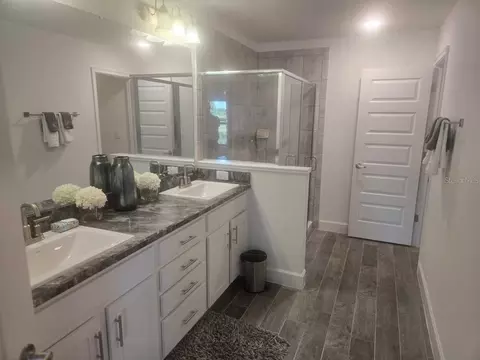 Bath - 16215 59th Ct E, Parrish, FL 34219 photo 1 of 3