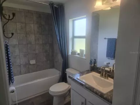 Bath - 16215 59th Ct E, Parrish, FL 34219 photo 2 of 3