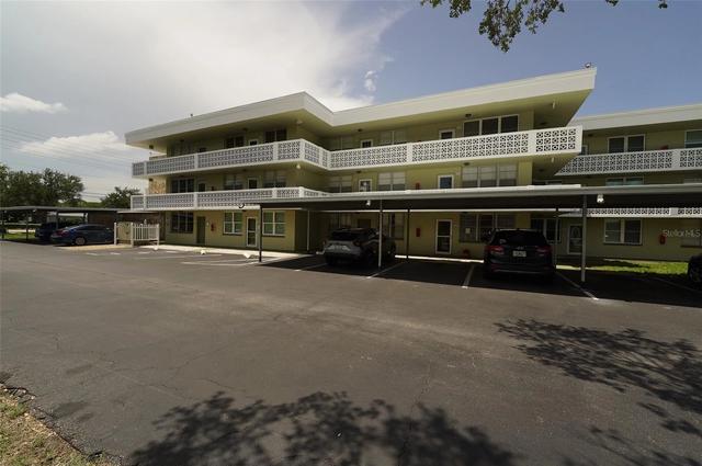 4705 1st St NE #132, Saint Petersburg, FL 33703