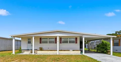 5417 Amanda St, Zephyrhills, FL 33542