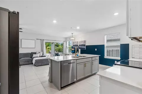 Kitchen - 9047 Royal River Cir, Parrish, FL 34219 photo 3 of 4