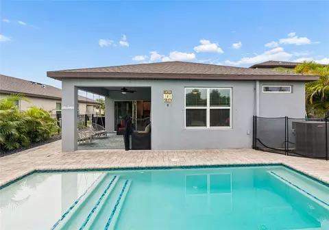 Exterior - 9047 Royal River Cir, Parrish, FL 34219 photo 4 of 10