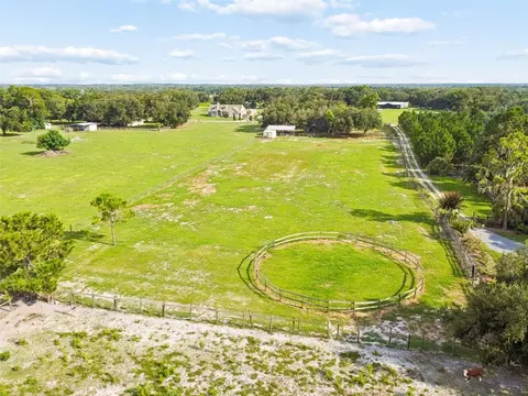 View/Area - 336 Corbett Rd, Lithia, FL 33547 photo 1 of 7