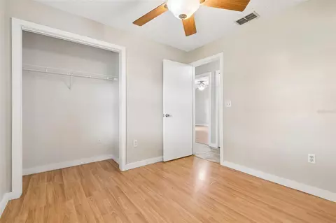 Bedroom - 336 Corbett Rd, Lithia, FL 33547 photo 6 of 9