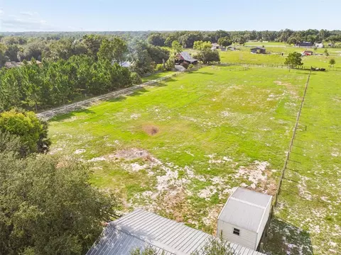 View/Area - 336 Corbett Rd, Lithia, FL 33547 photo 3 of 7