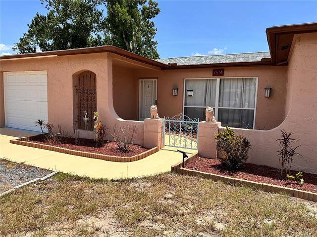 7514 San Moritz Dr, Port Richey, FL 34668