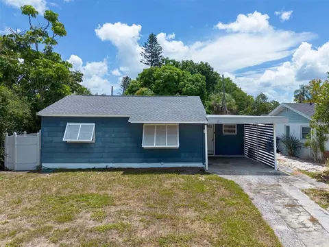 1108 S 55th St, Gulfport, FL 33707