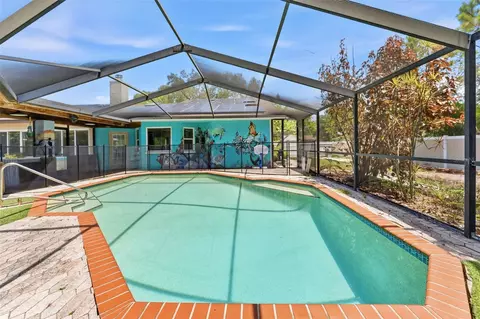670 Sparrow Ave, Palm Harbor, FL 34683
