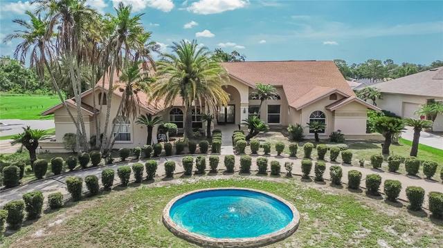 2714 Pine Club Dr, Plant City, FL 33566