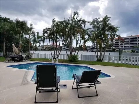 4000 Belle Vista Dr, Saint Petersburg, FL 33706
