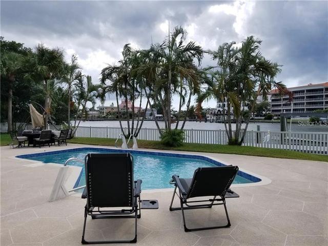 4000 Belle Vista Dr, Saint Petersburg, FL 33706