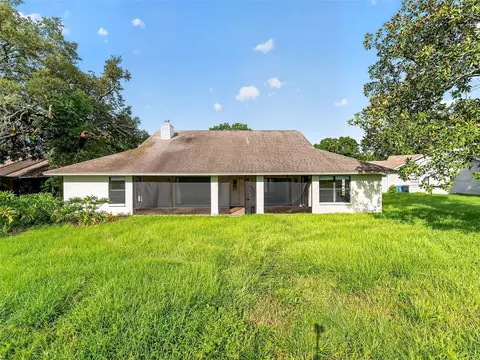 Exterior - 10428 Tara Dr, Riverview, FL 33578 photo 6 of 10