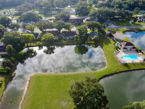 View/Area - 10428 Tara Dr, Riverview, FL 33578 photo 3 of 7