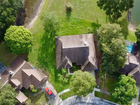 View/Area - 10428 Tara Dr, Riverview, FL 33578 photo 6 of 7