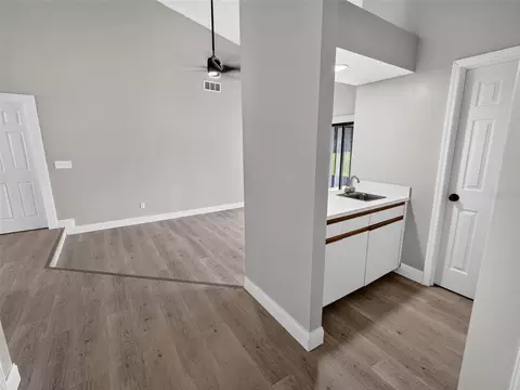 Entry Way - 10428 Tara Dr, Riverview, FL 33578 photo 3 of 4