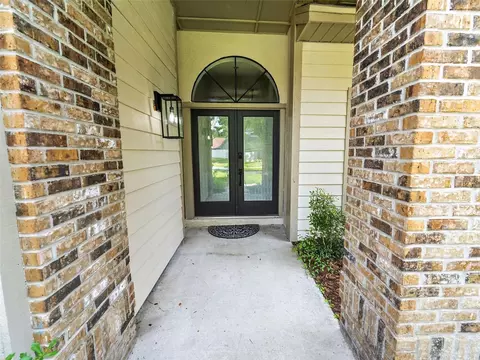 Entry Way - 10428 Tara Dr, Riverview, FL 33578 photo 1 of 4