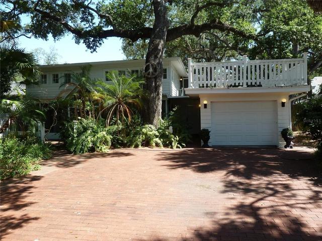 3302 W Villa Rosa St, Tampa, FL 33611