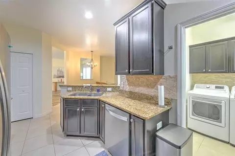 Other - 5409 Conch Shell Pl, Apollo Beach, FL 33572 photo 3 of 11