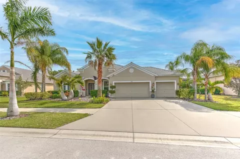 Exterior - 5409 Conch Shell Pl, Apollo Beach, FL 33572 photo 9 of 9