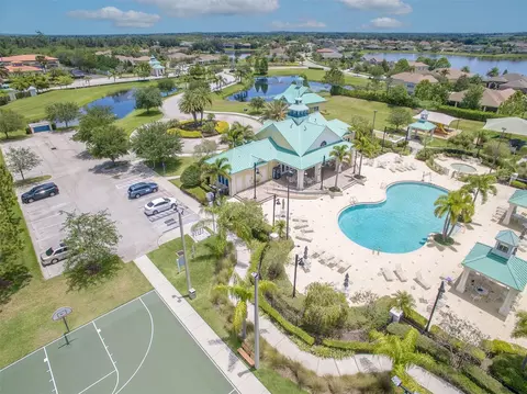 View/Area - 5409 Conch Shell Pl, Apollo Beach, FL 33572 photo 13 of 14
