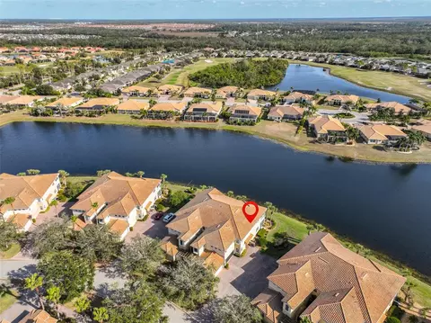 1348 Emerald Dunes Dr, Sun City Center, FL 33573