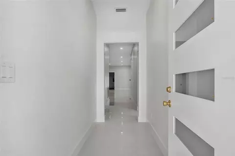 Entry Way - 1603 Wright Dr, Lakeland, FL 33805 photo 1 of 2