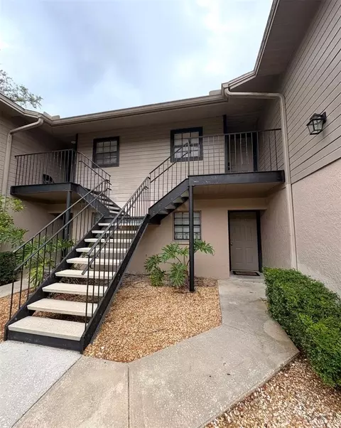 4015 Ashford Green Pl #D202, Tampa, FL 33613
