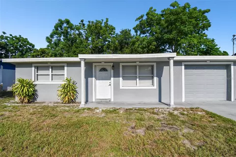 11011 Pickering Ln, Port Richey, FL 34668