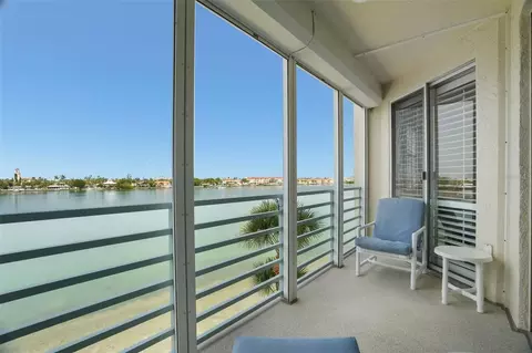 7984 Sailboat Key Blvd S #306, South Pasadena, FL 33707