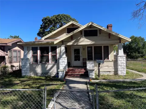1511 19th Ave S, Saint Petersburg, FL 33705