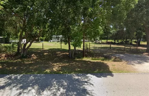 3904 Cork Rd, Plant City, FL 33565