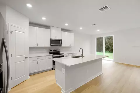 7637 Satterfield Ter, Parrish, FL 34219 photo 10