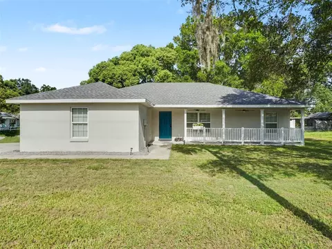 410 NE 12th Ave, Mulberry, FL 33860