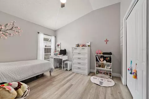 Bedroom - 1518 Westerly Dr, Brandon, FL 33511 photo 3 of 4
