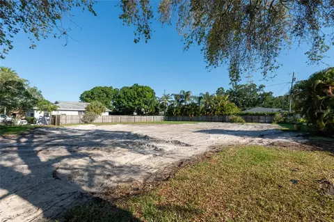1020 Snell Isle Blvd NE, Saint Petersburg, FL 33704