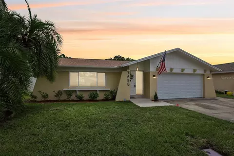 7698 Cardiff Ct, Saint Petersburg, FL 33709