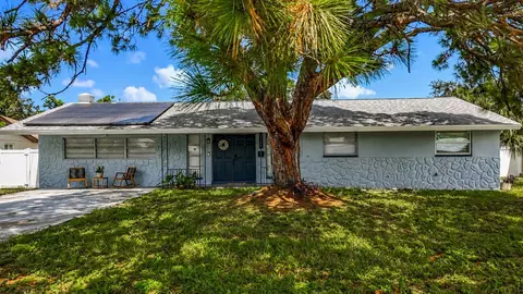 2449 66th Ave S, Saint Petersburg, FL 33712