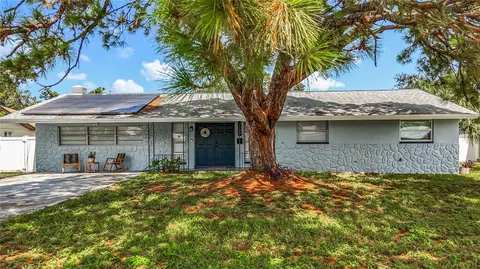 2449 66th Ave S, Saint Petersburg, FL 33712