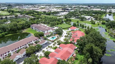 1439 Water View Dr W, Largo, FL 33771