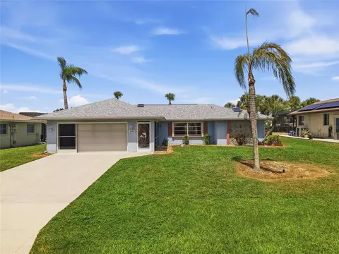 4462 Wynkoop Cir, Port Charlotte, FL 33948
